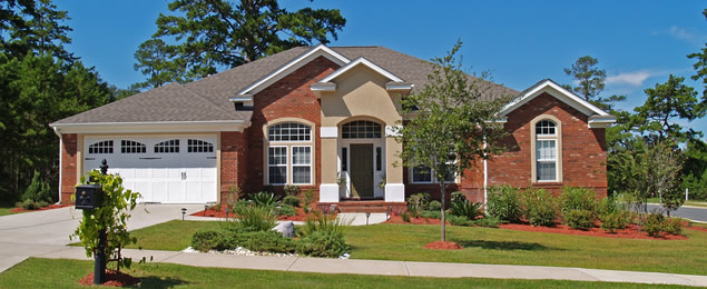 Fachada de una casa linda